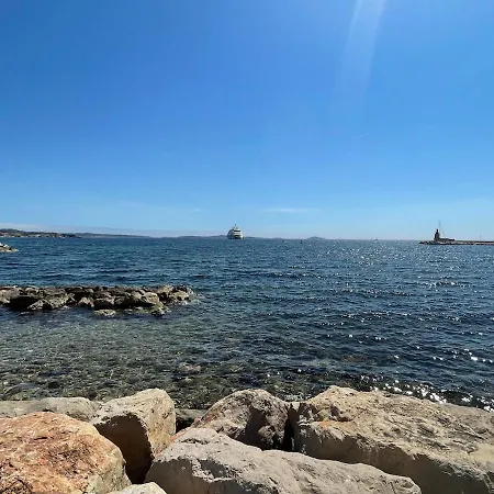 Apartamento 2-room With Garden In Sanary-sur-mer, Beaucours