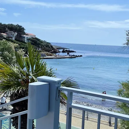 2-room With Garden In Sanary-sur-mer, Beaucours