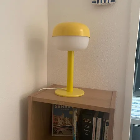 2-room With Garden In Sanary-sur-mer, Beaucours *