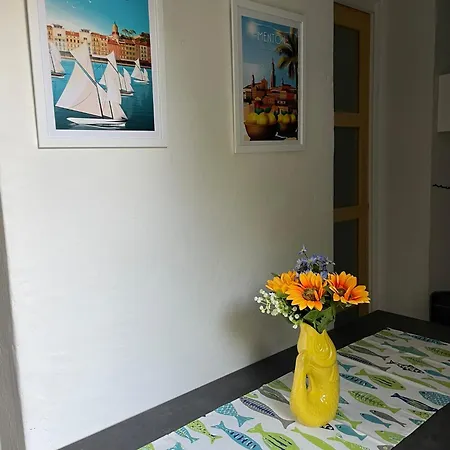 2-room With Garden In Sanary-sur-mer, Beaucours Apartamento *